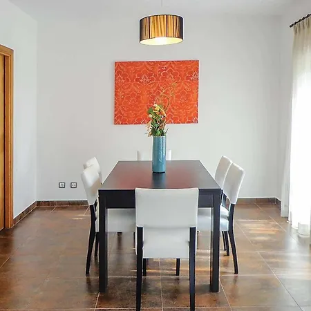 Villa Casais De Mestre Mendo Sleeps 6 Wifi *